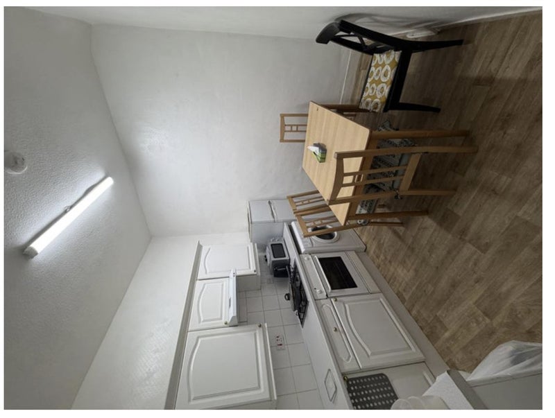 Room Willowbrae Road in City of Edinburgh