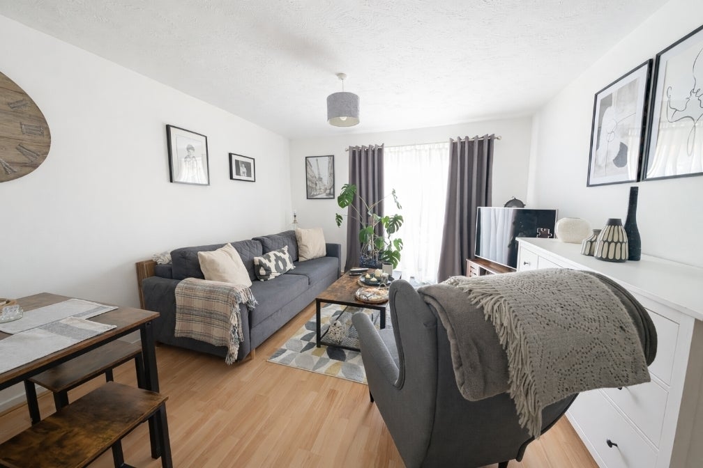 House Oakwood Close in Chichester