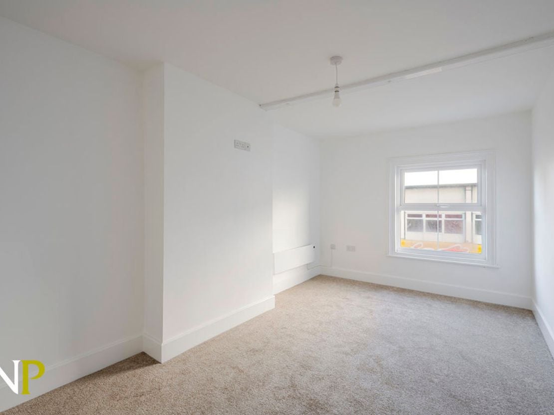 Flat Pier Avenue in Clacton-on-Sea