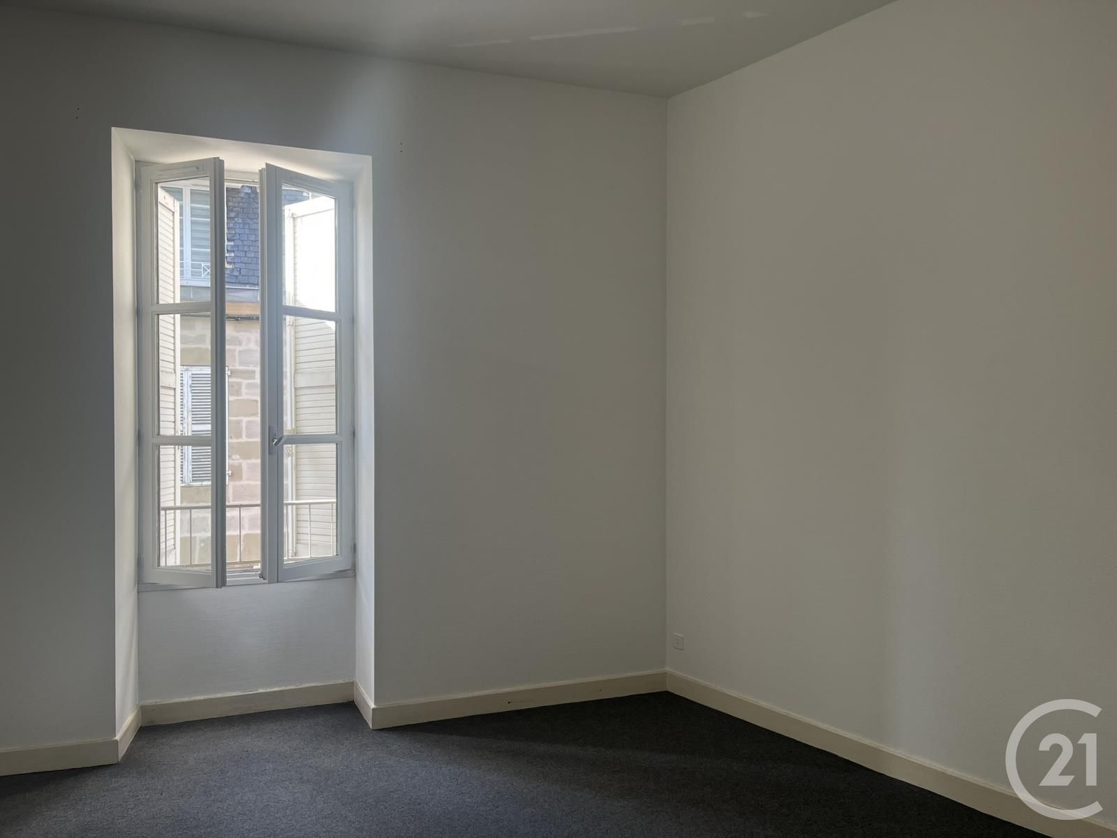 Appartement Place de la République à Brive-la-Gaillarde