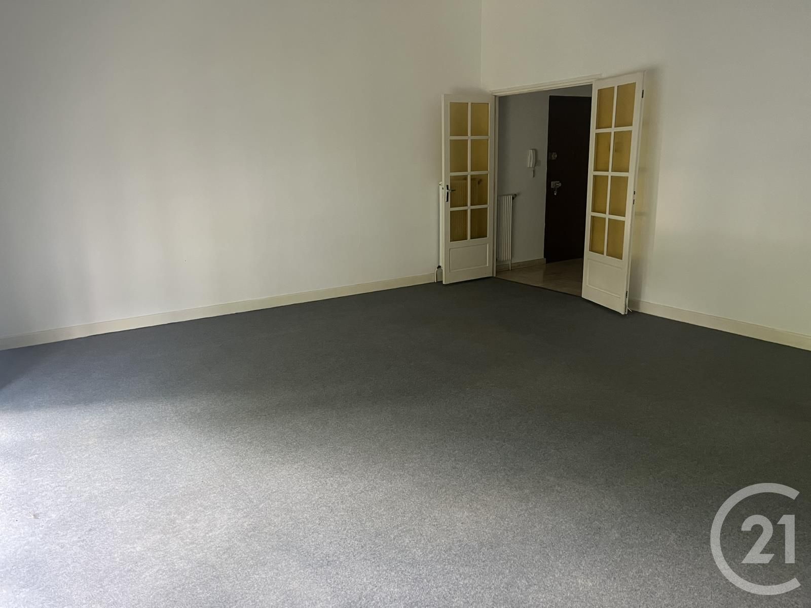 Appartement Place de la République à Brive-la-Gaillarde