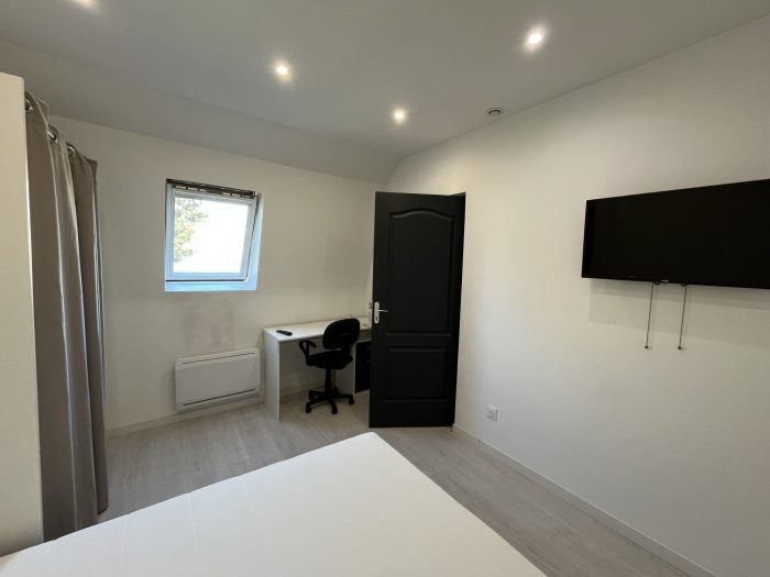 Room Rue Roger Salengro in Lille