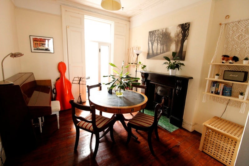 Room Poplar Grove in Greater London