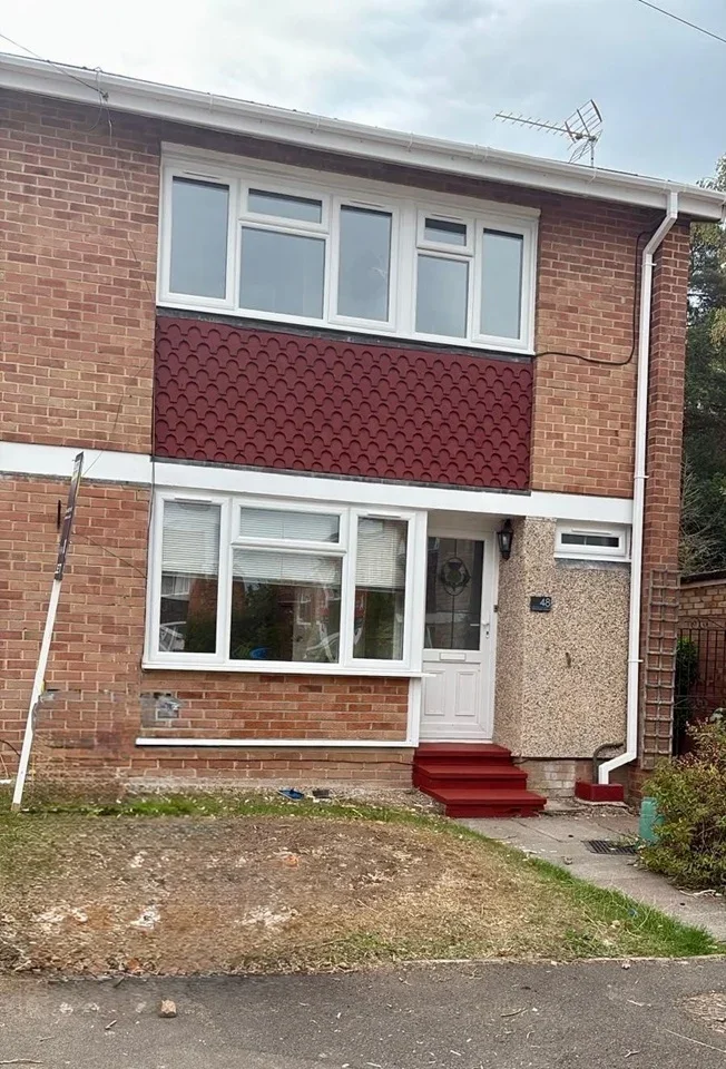 Room Beechtree Avenue in Borough of Runnymede