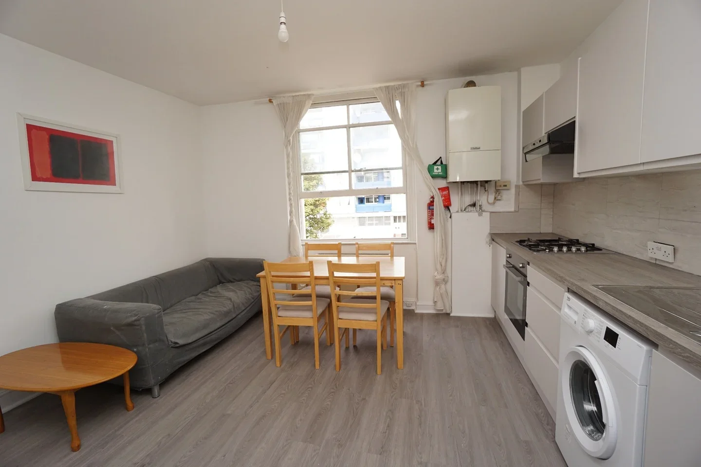 Flat Caledonian Road in Greater London