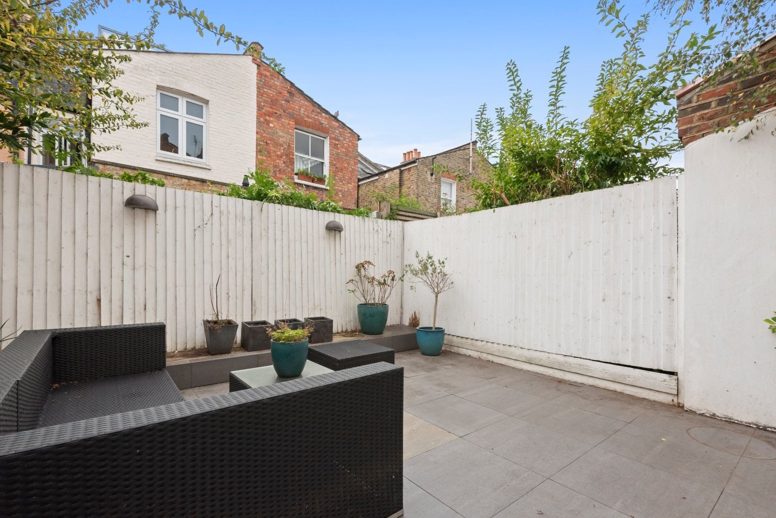 House Rowallan Road in Greater London
