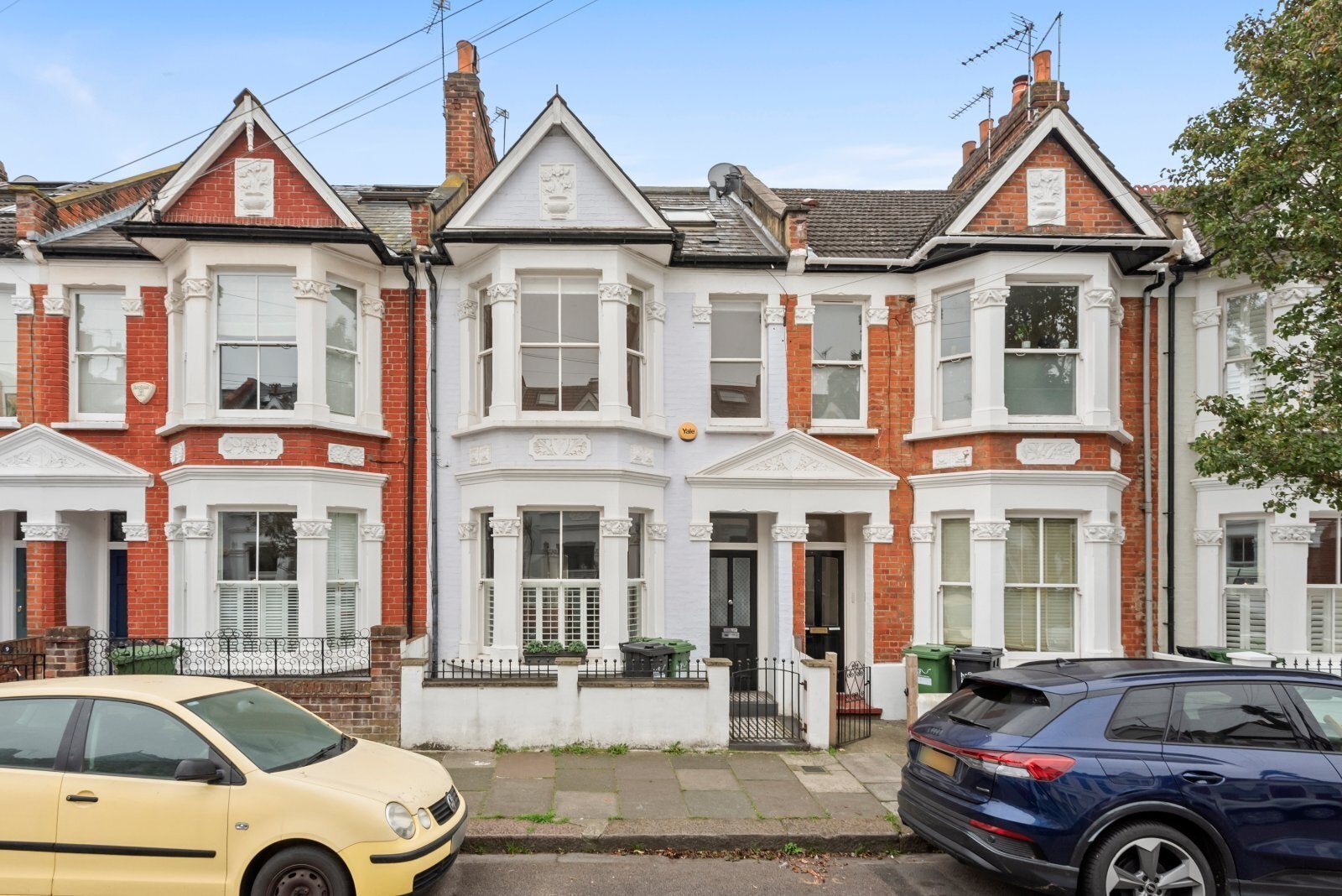 House Rowallan Road in Greater London