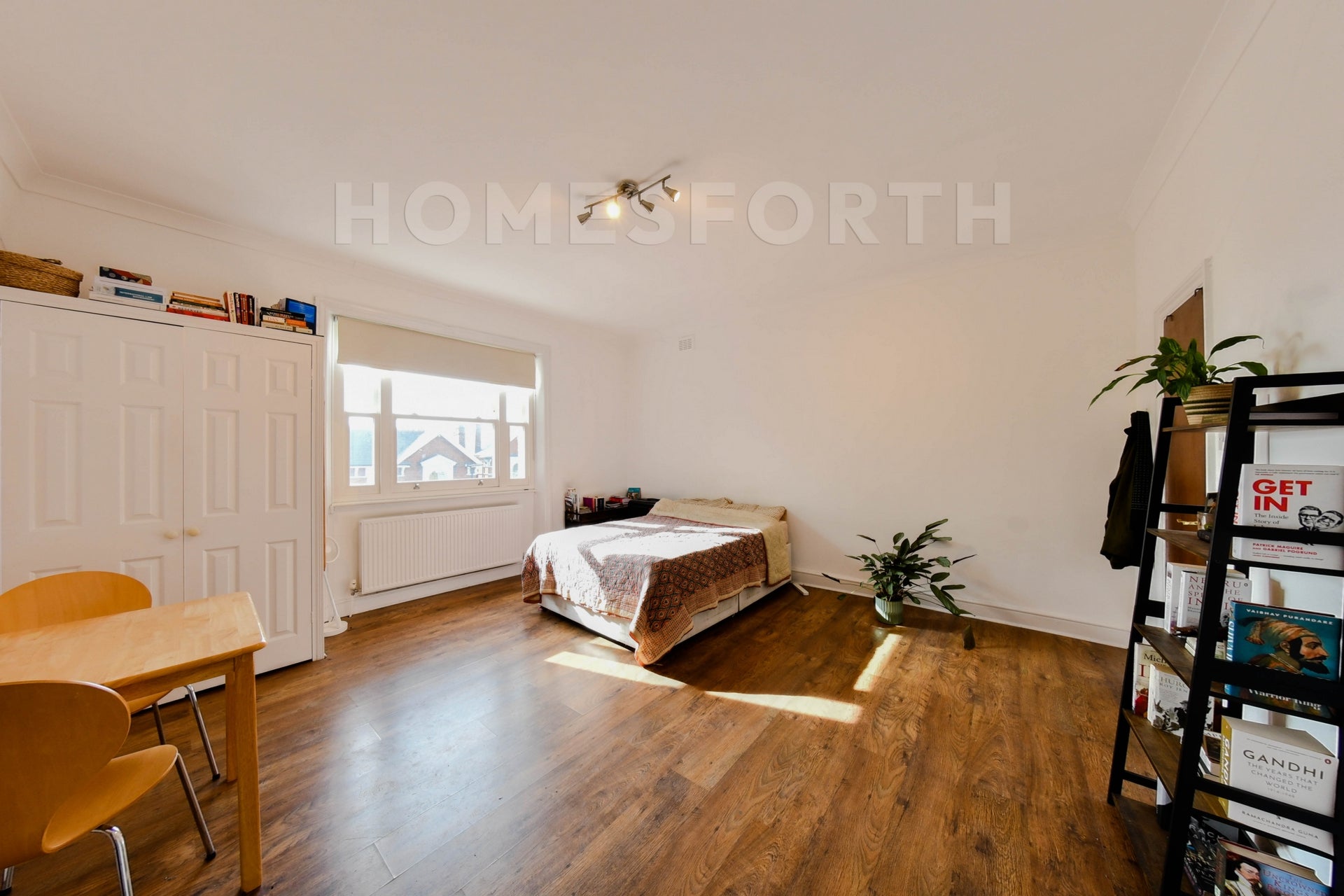 Flat West End Lane in Greater London
