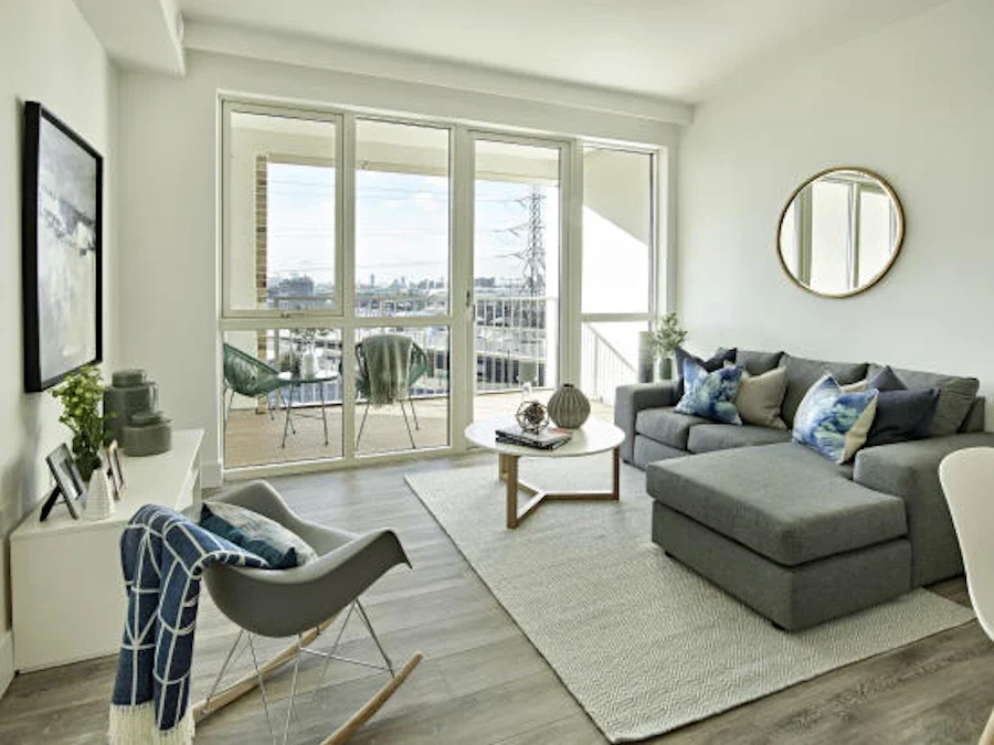 Flat Silvertown Way in Greater London