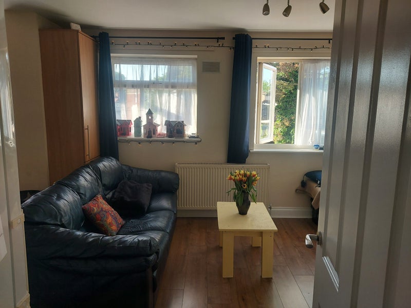 Flat Locket Road in Greater London