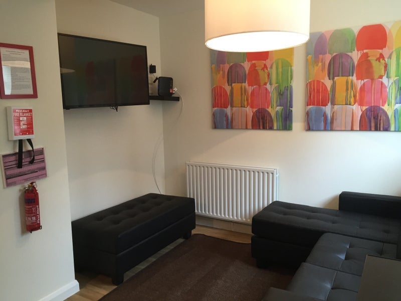 Room Farley Road in Greater London