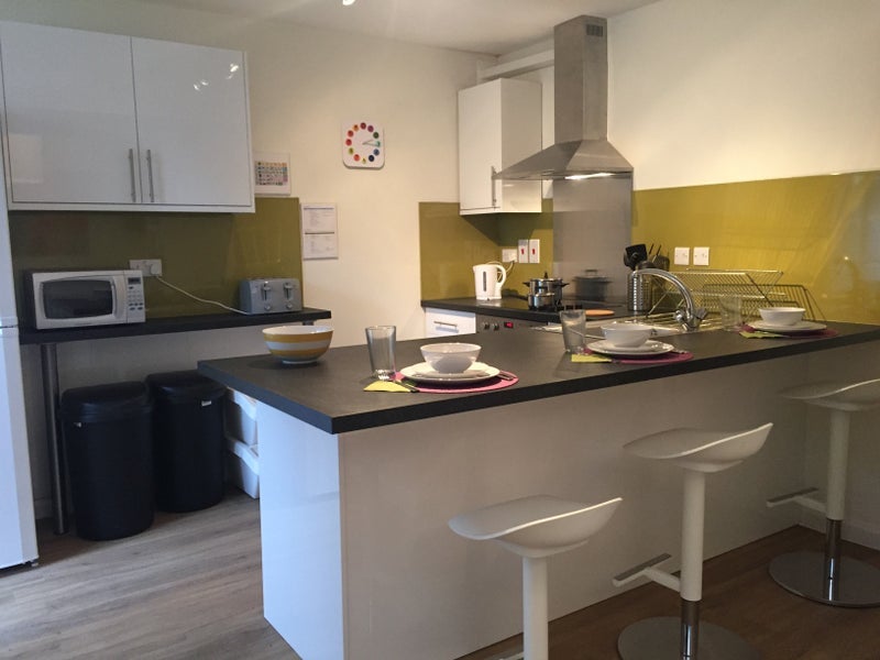 Room Farley Road in Greater London
