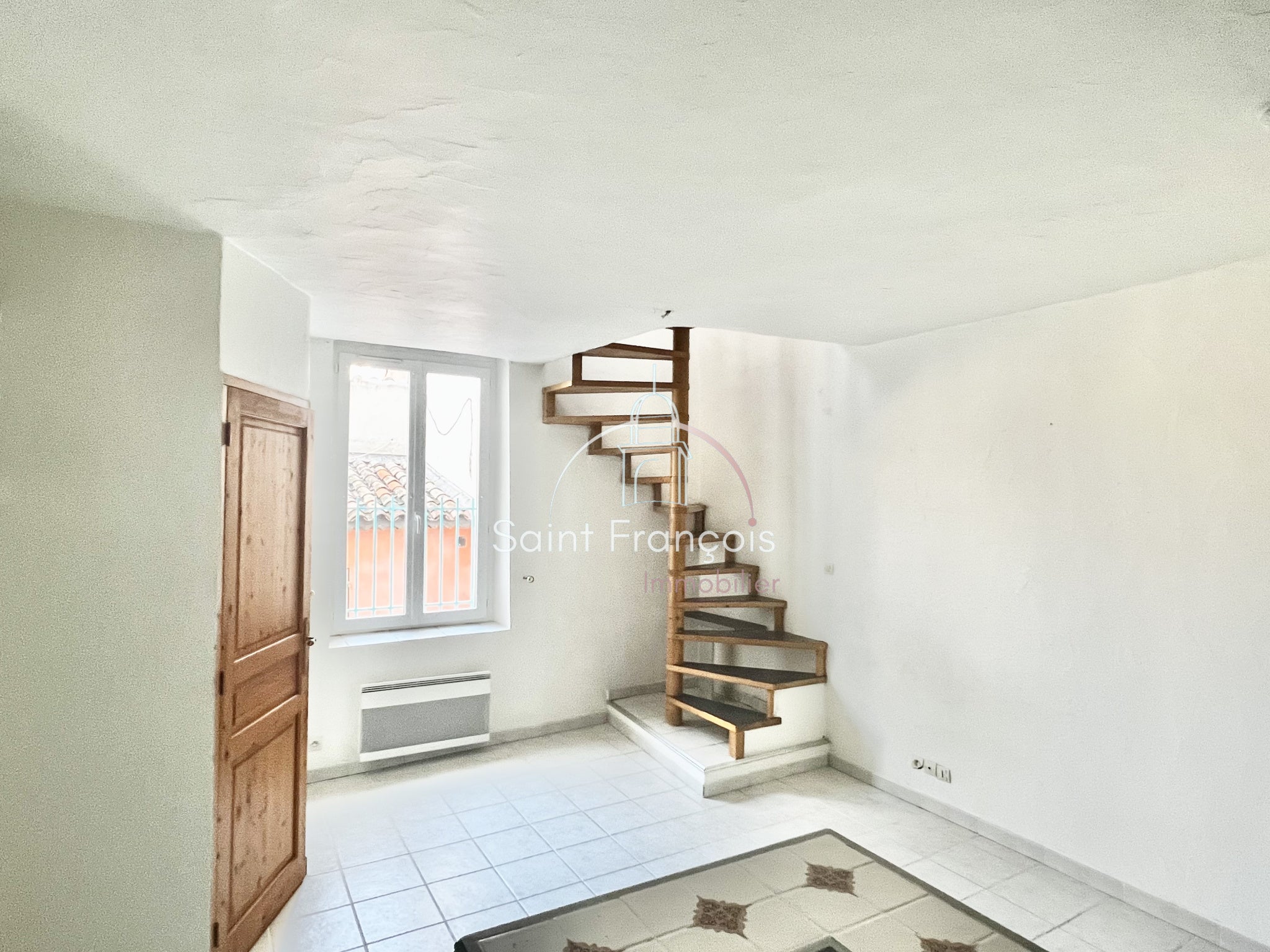Appartement Rue du Général de Gaulle à Fréjus