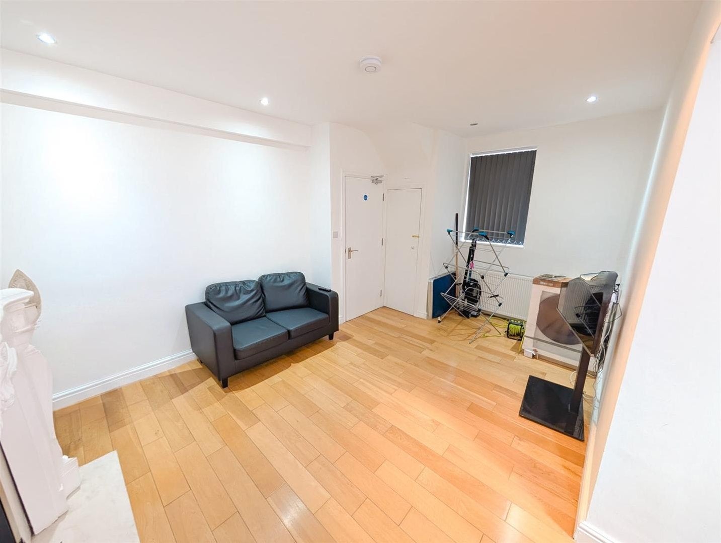 Room Worsley Road in Salford