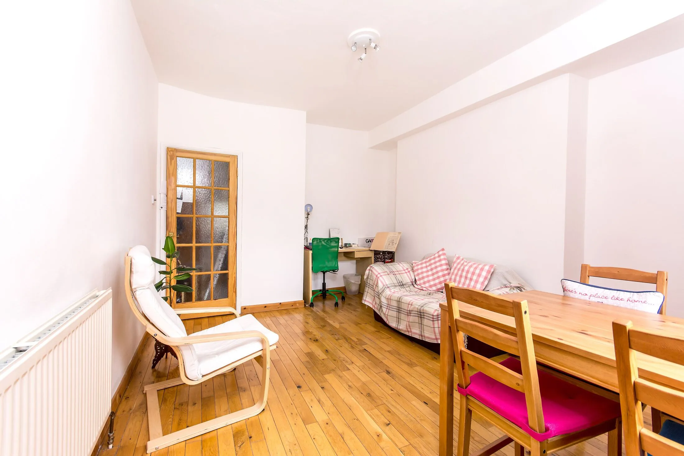 Flat Belgrave Gardens in City of Westminster