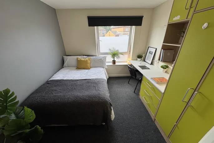 Room Middle Street in Nottingham