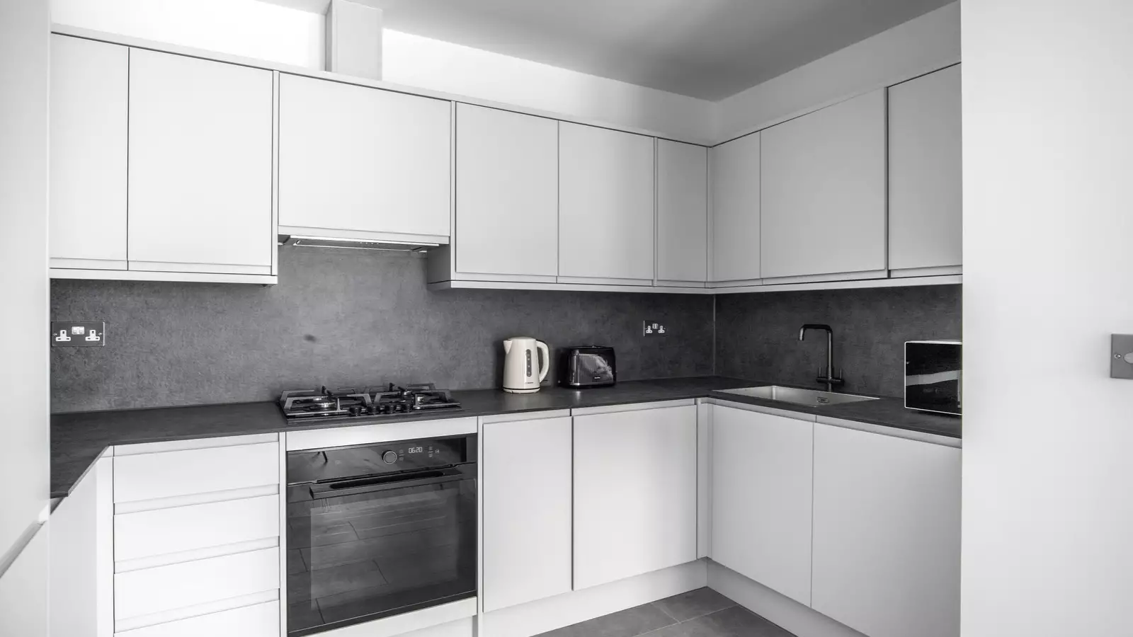 Flat Shirland Road in City of Westminster