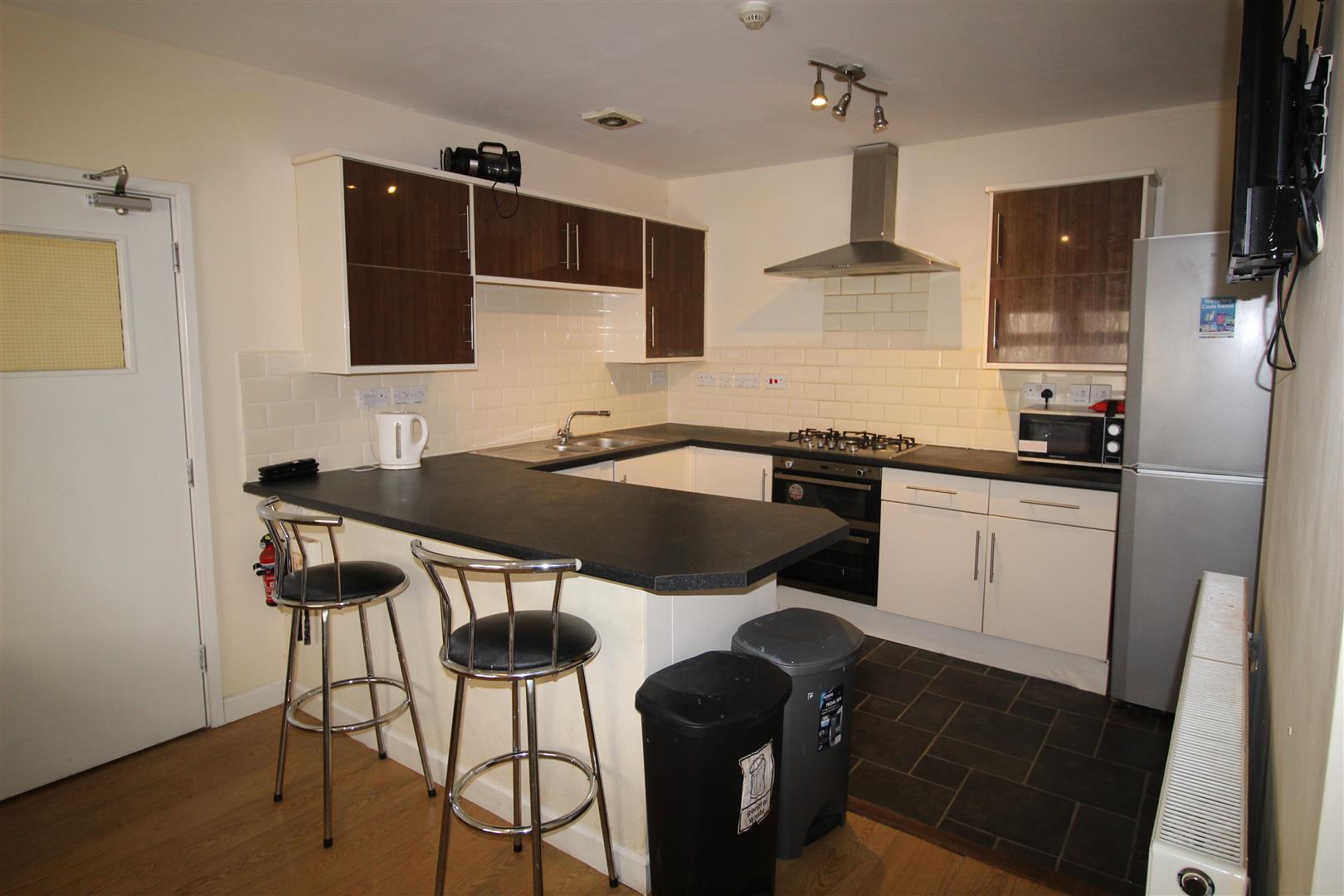 Room Beeston Road in Nottingham