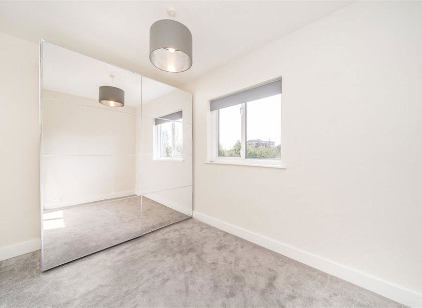 House Sneyd Road in Greater London