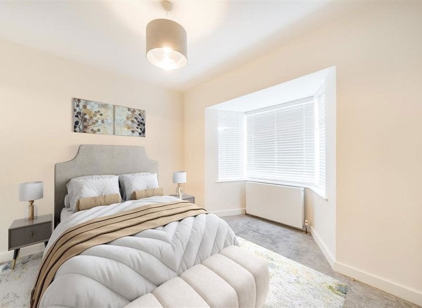House Sneyd Road in Greater London