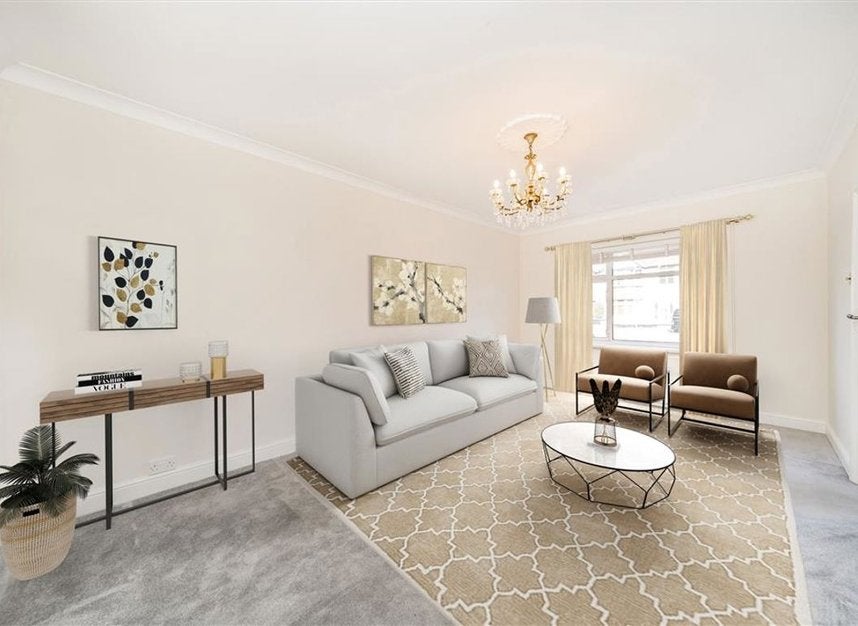 House Sneyd Road in Greater London