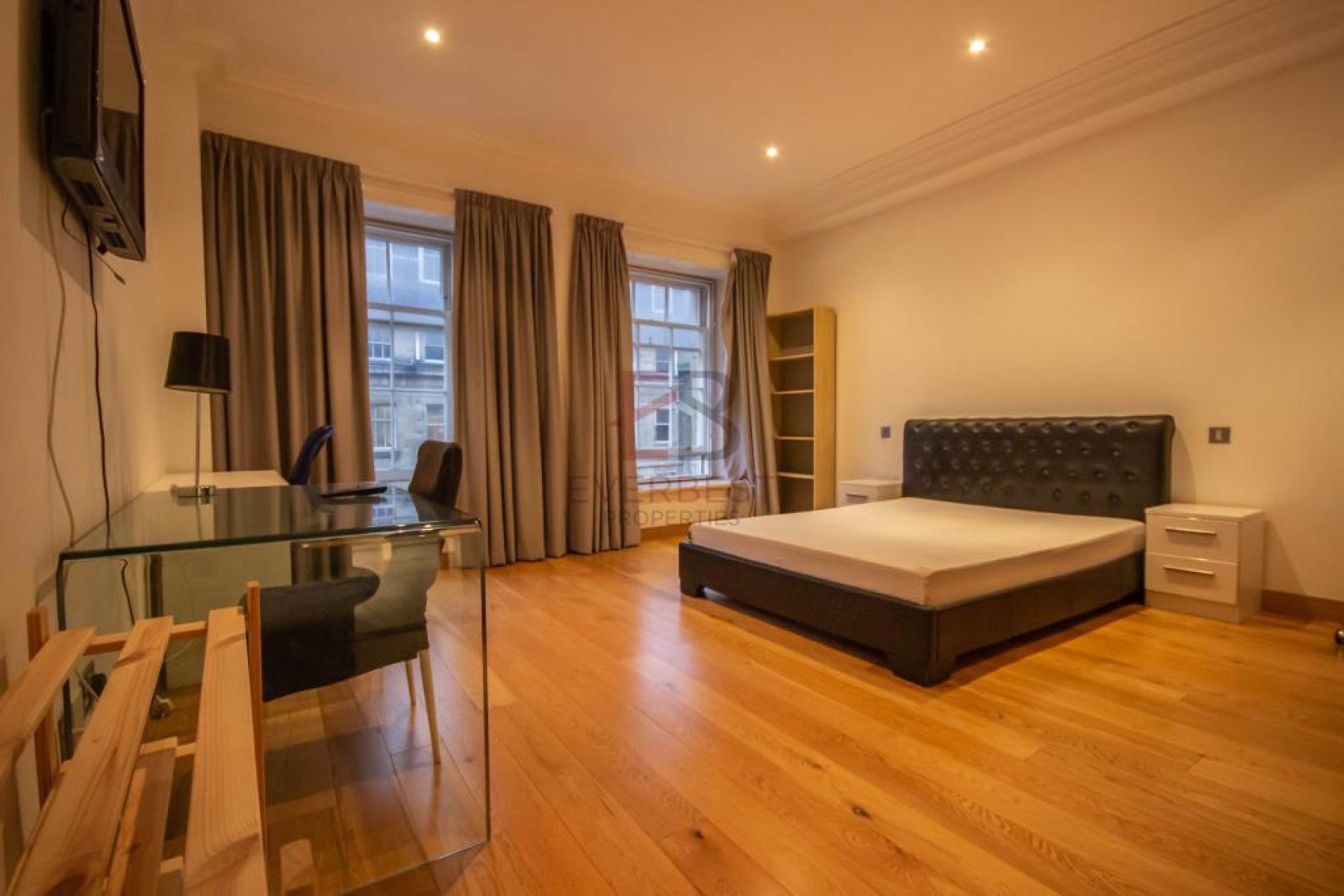 Flat Grainger Street in Newcastle upon Tyne