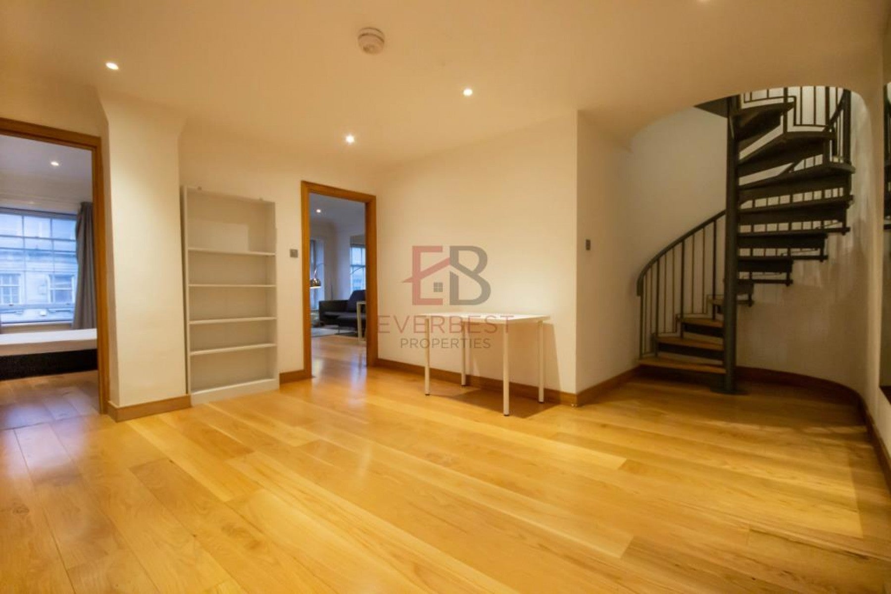 Flat Grainger Street in Newcastle upon Tyne