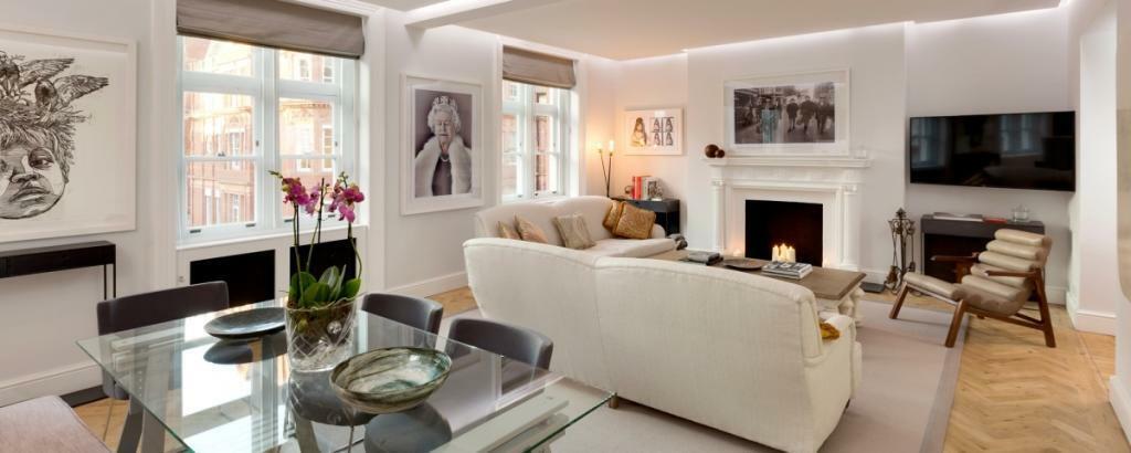 Flat North Audley Street in City of Westminster