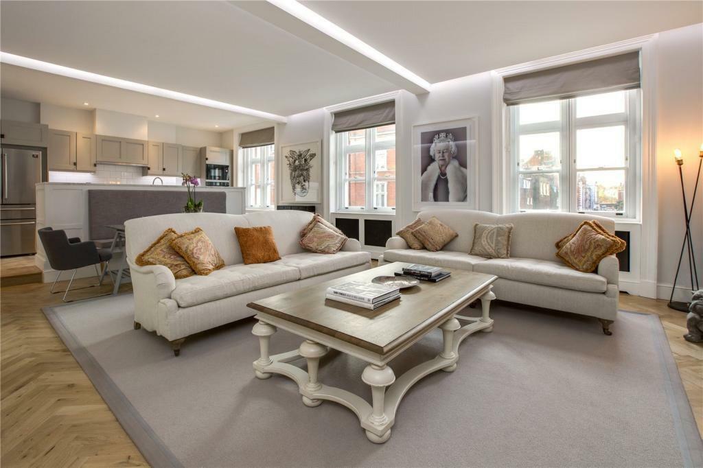 Flat North Audley Street in City of Westminster