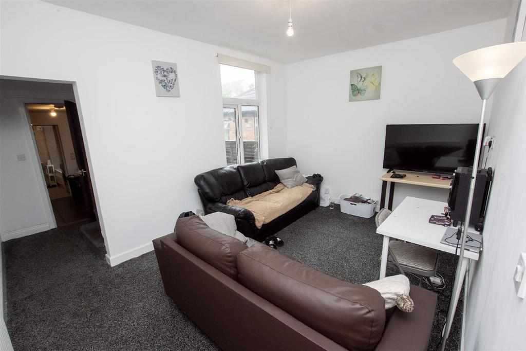 Flat Pershore Road in Birmingham