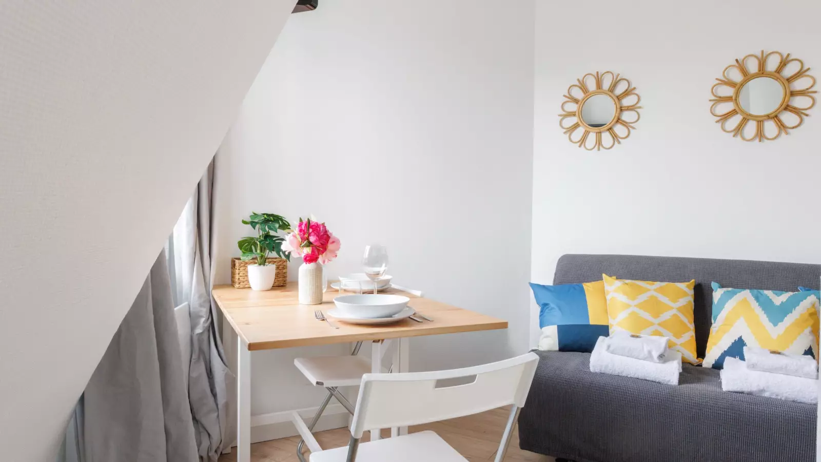 Flat Rue Pierre Demours in Paris