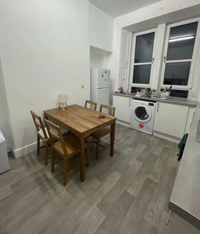Room Wilton Crescent Lane in Glasgow