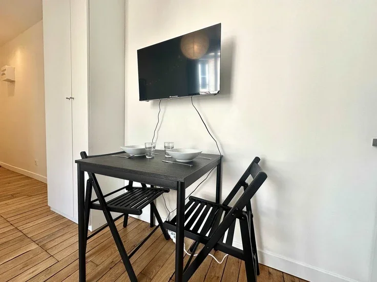 Flat Rue Olivier de Serres in Paris