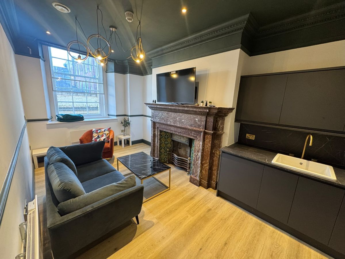 Flat Collingwood Street in Newcastle upon Tyne