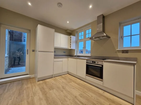Flat Fortis Green in Greater London