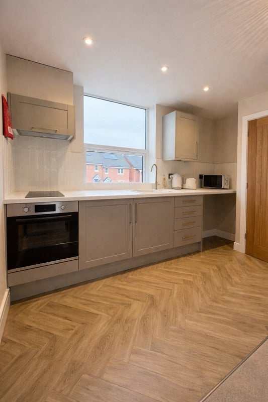 Room Broomhill Lane in Mansfield Woodhouse