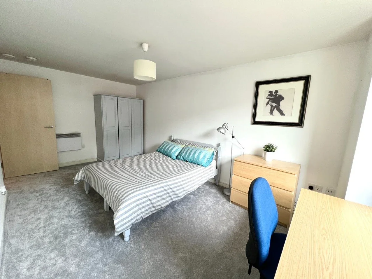 Flat Lower Ormond Street in Manchester