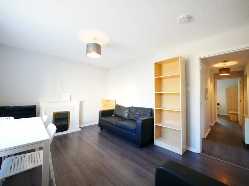 Flat Tytler Gardens in City of Edinburgh