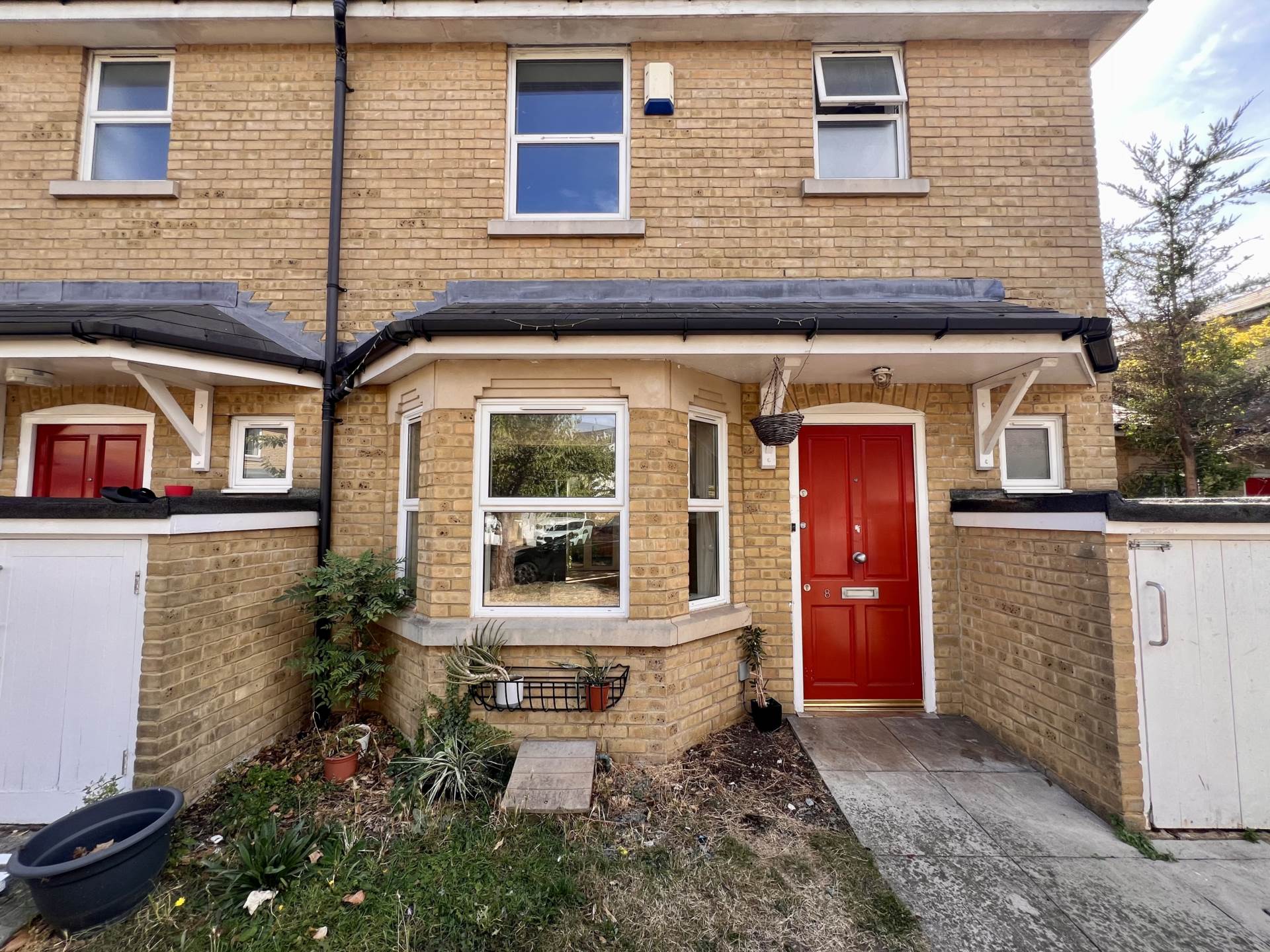 House Clifden Road in Greater London