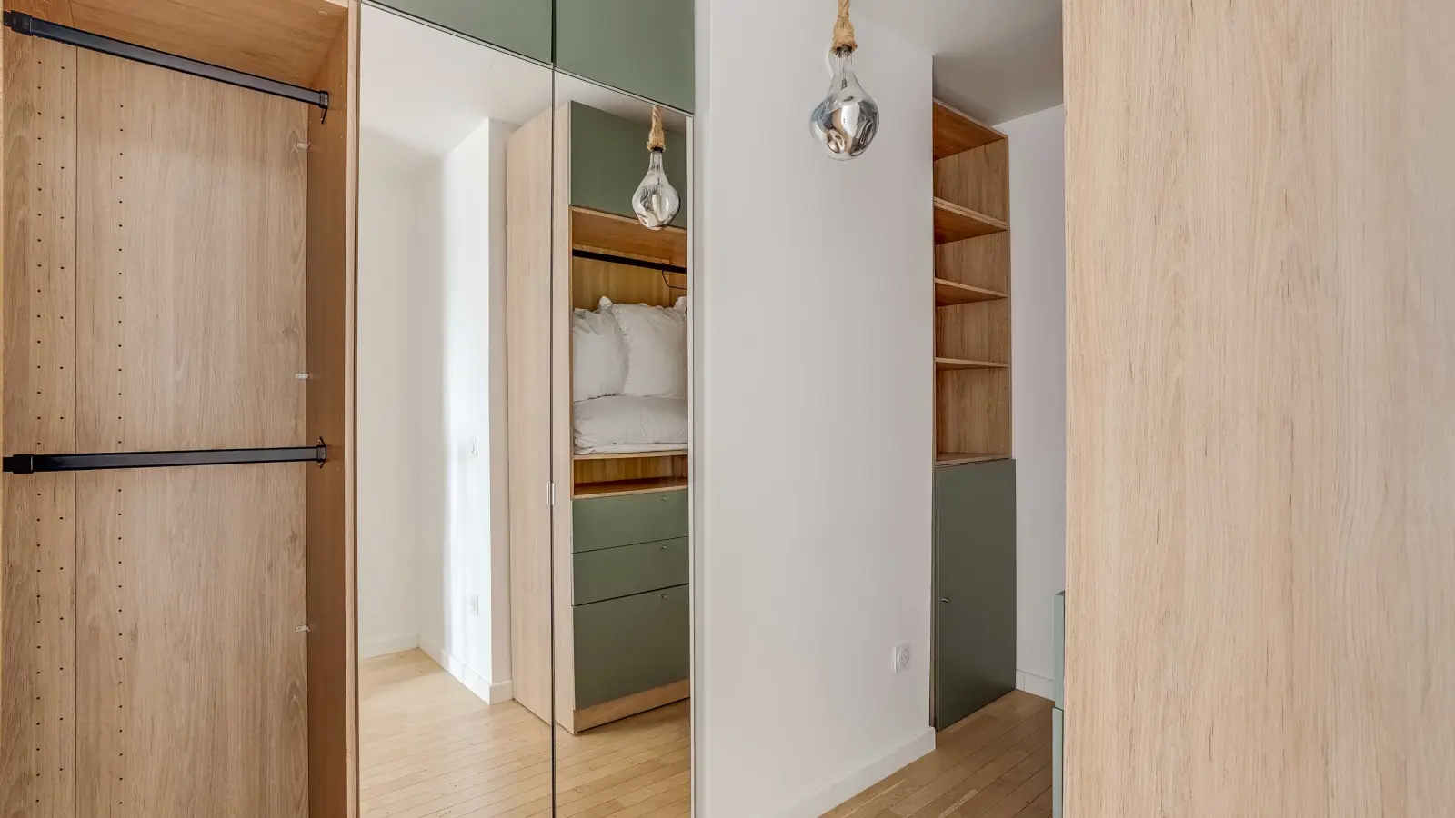 Appartement Rue Mado Maurin à Paris
