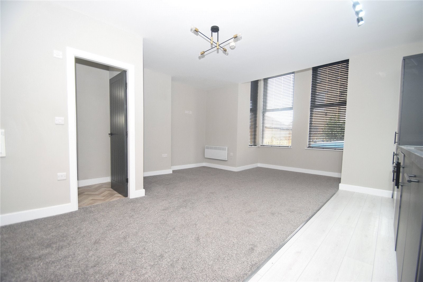 Flat Oriel Crescent in Scarborough
