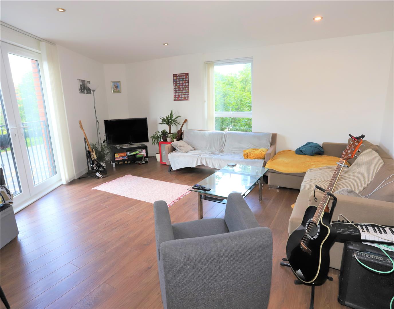 Flat Sillavan Way in Salford