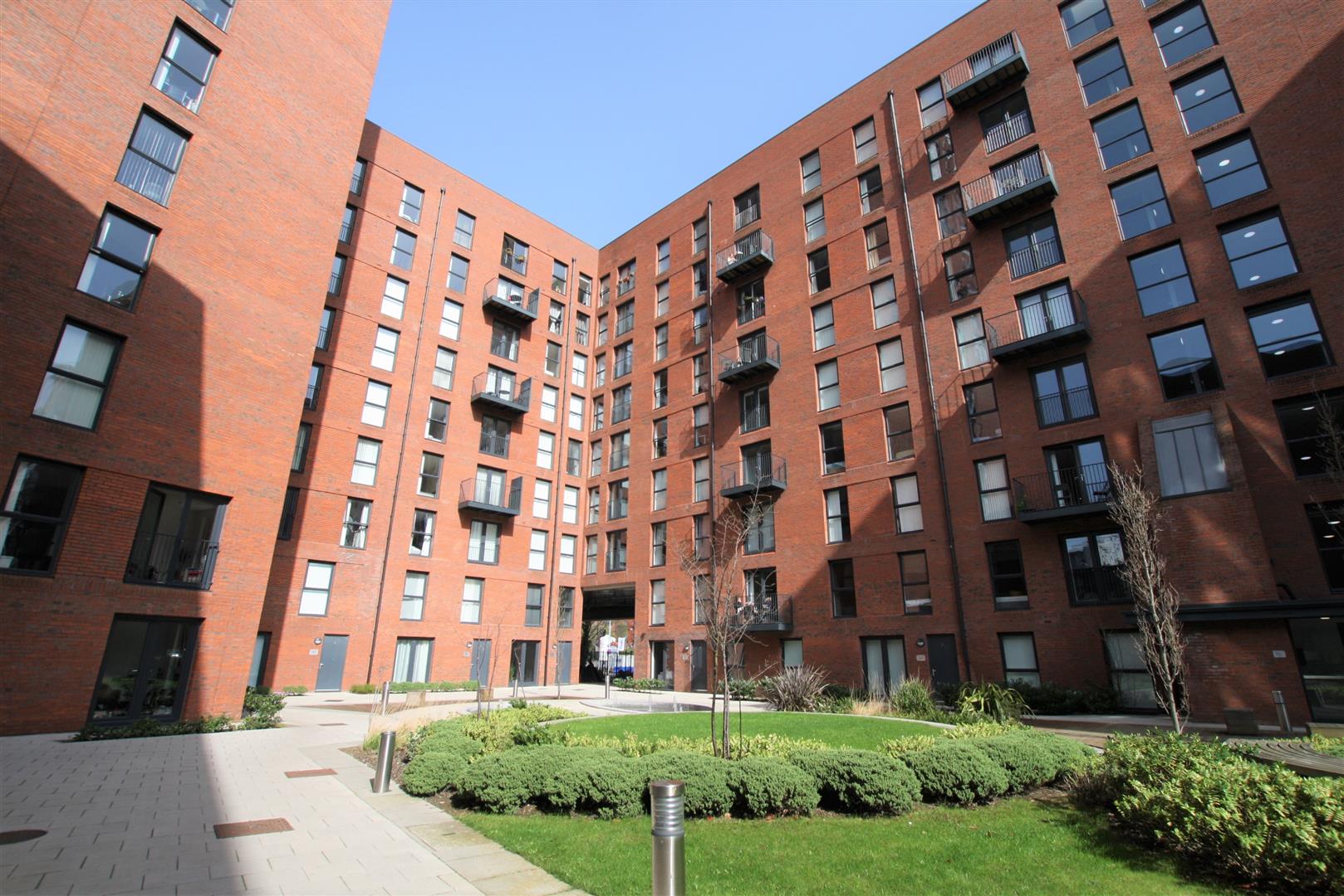 Flat Sillavan Way in Salford
