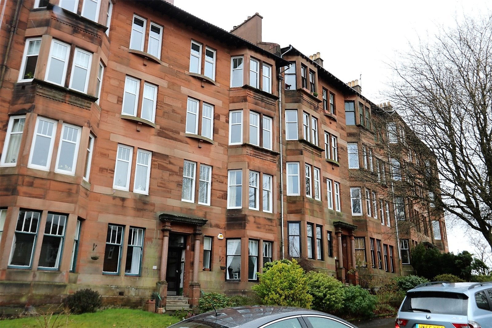 Flat Beechwood Drive in Glasgow