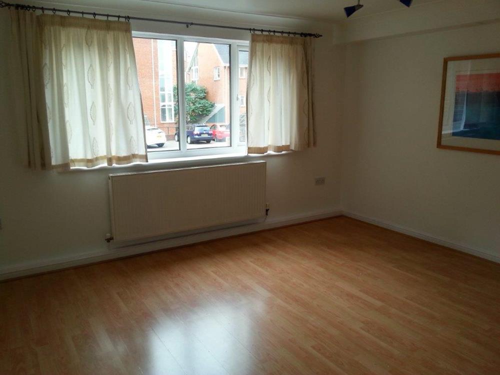 Flat Heron Quay in Bedford