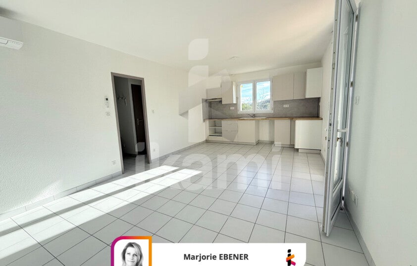 House Route du Laris in Hauterives