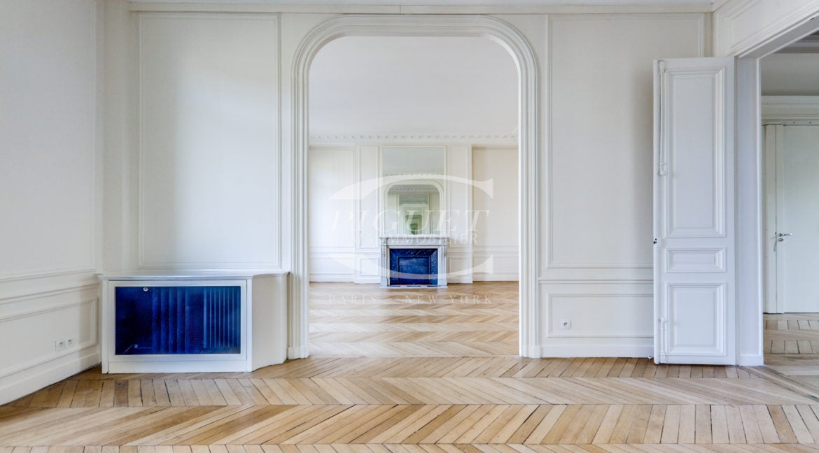 Appartement Avenue George V à Paris