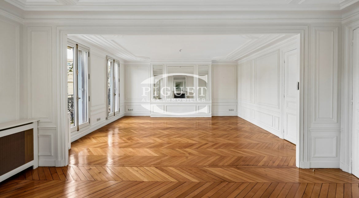 Appartement Avenue George V à Paris