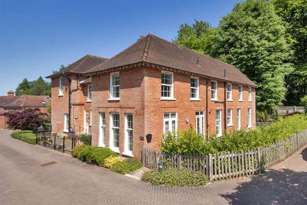 Flat Oak Lane in Sevenoaks