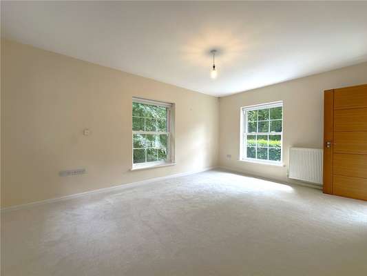 Flat Oak Lane in Sevenoaks